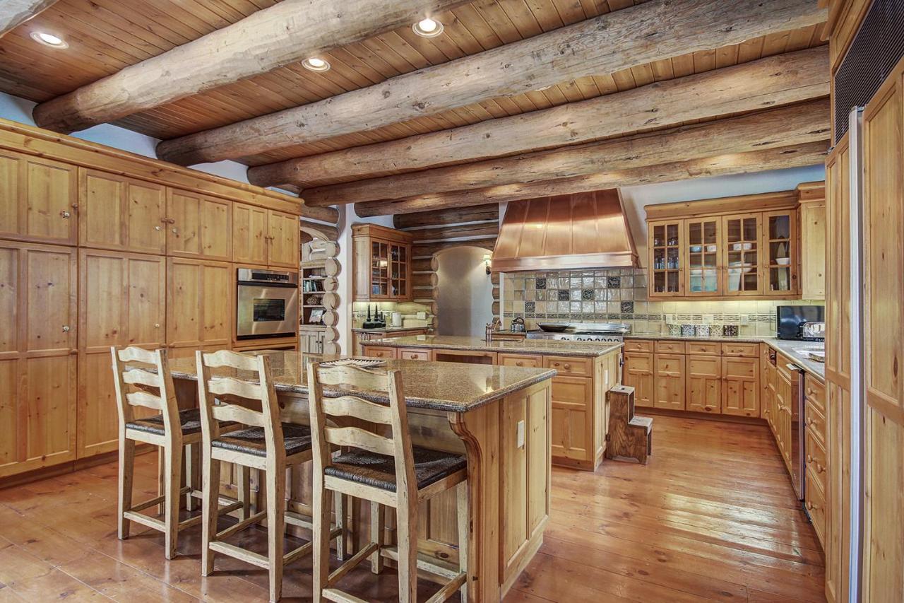 44 Arapahoe Trail Cabin